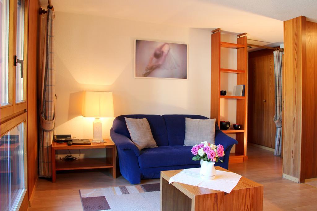 Aparthotel Ambassador Bellwald Rom bilde